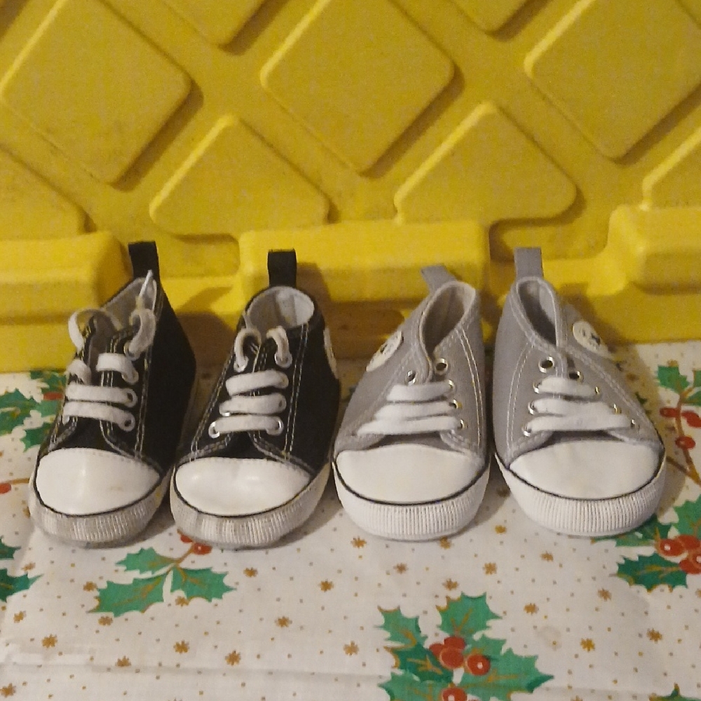 2 Pairs Of Baby Soft Sole Shoe Size 2